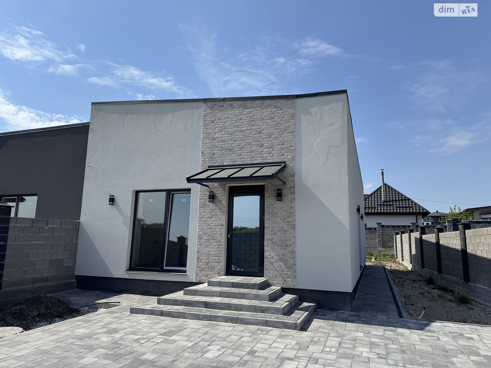 Продажа части дома в Ровно, массив Райский Сад, 3 комнаты фото 1 Продажа части дома в Ровно, массив Райский Сад, 3 комнаты фото 1