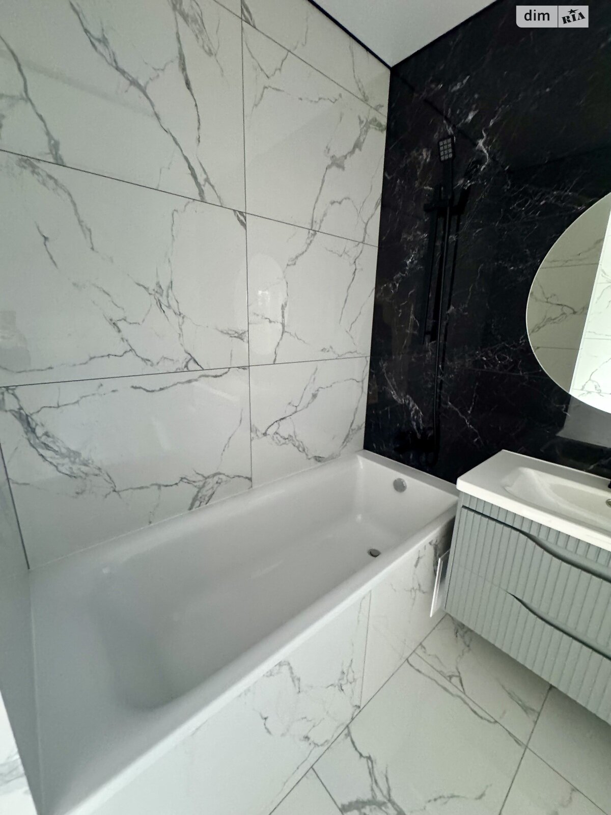 Продаж частини будинку в Рівному, вулиця Ярослава Стецько, район Щасливе, 3 кімнати фото 1