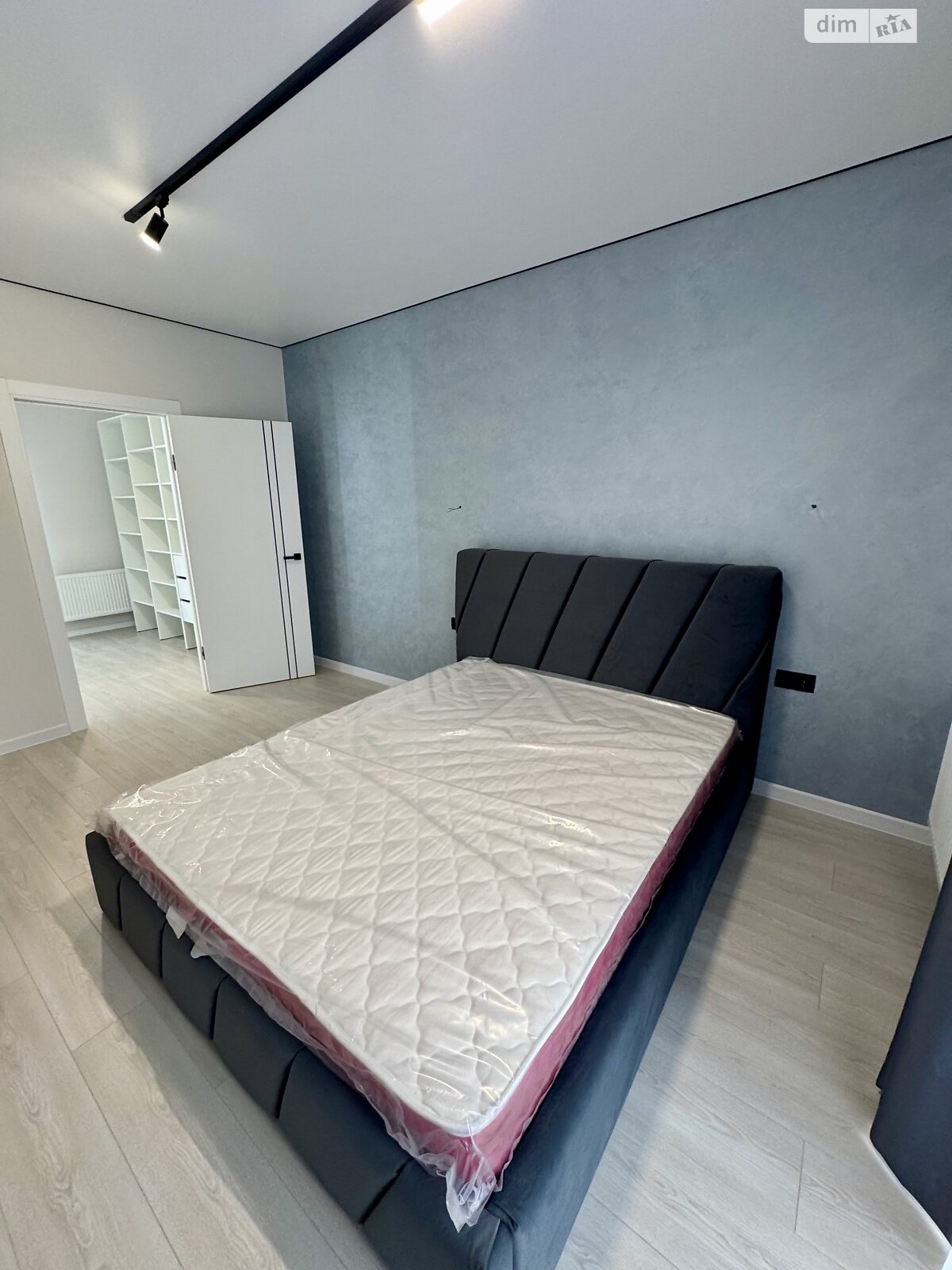 Продаж частини будинку в Рівному, вулиця Ярослава Стецько, район Щасливе, 3 кімнати фото 1