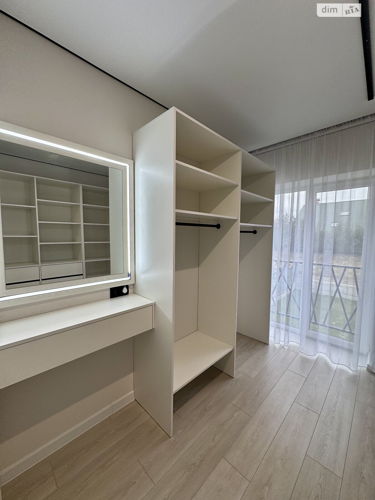 Продаж частини будинку в Рівному, вулиця Ярослава Стецько, район Щасливе, 3 кімнати фото 1