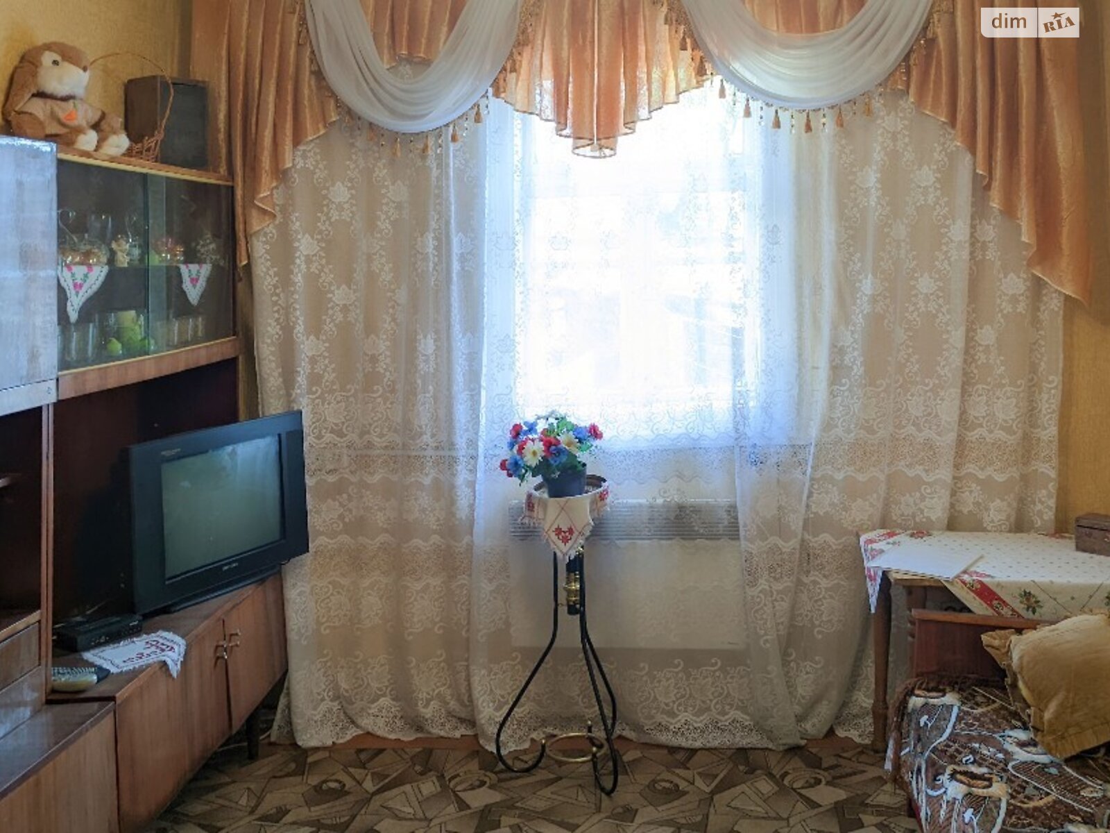 Продаж частини будинку в Рівному, вулиця Валерія Опанасюка (Пирогова), район Центр, 3 кімнати фото 1