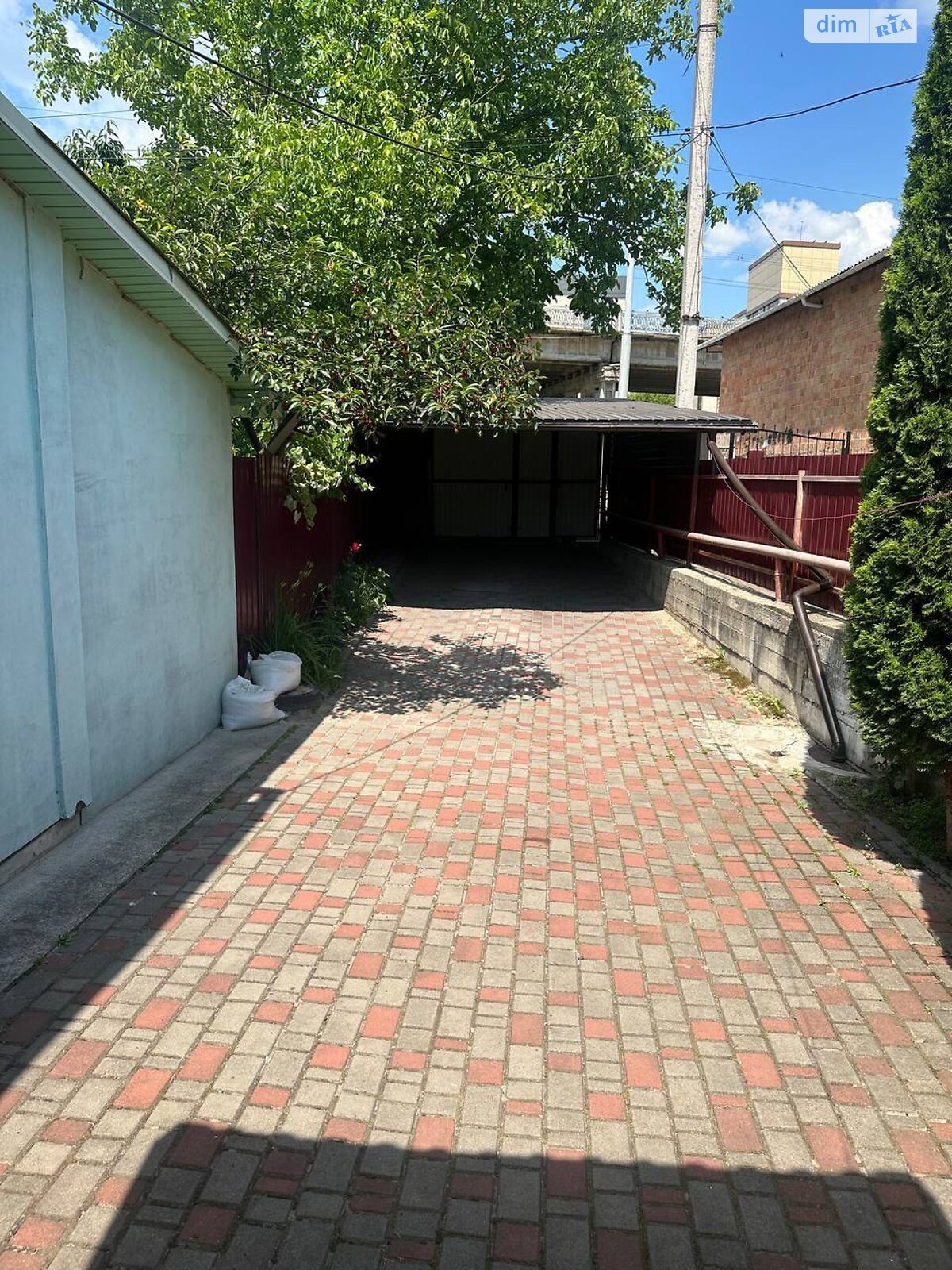 Продаж частини будинку в Рівному, район Центр, 2 кімнати фото 1 Продаж частини будинку в Рівному, район Центр, 2 кімнати фото 1