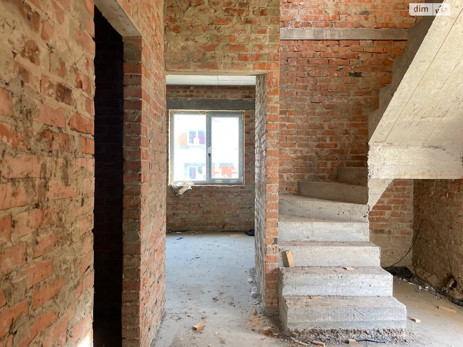 Продажа части дома в Ровно, район Ювилейный, 4 комнаты фото 1 Продажа части дома в Ровно, район Ювилейный, 4 комнаты фото 1