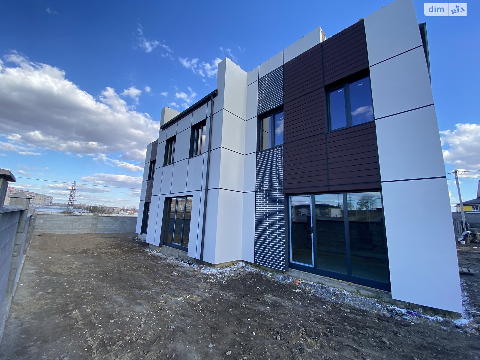 Продаж частини будинку в Рівному, вулиця Кулика і Гудачека (Макарова), район Ювілейний, 4 кімнати фото 1 Продаж частини будинку в Рівному, вулиця Кулика і Гудачека (Макарова), район Ювілейний, 4 кімнати фото 1
