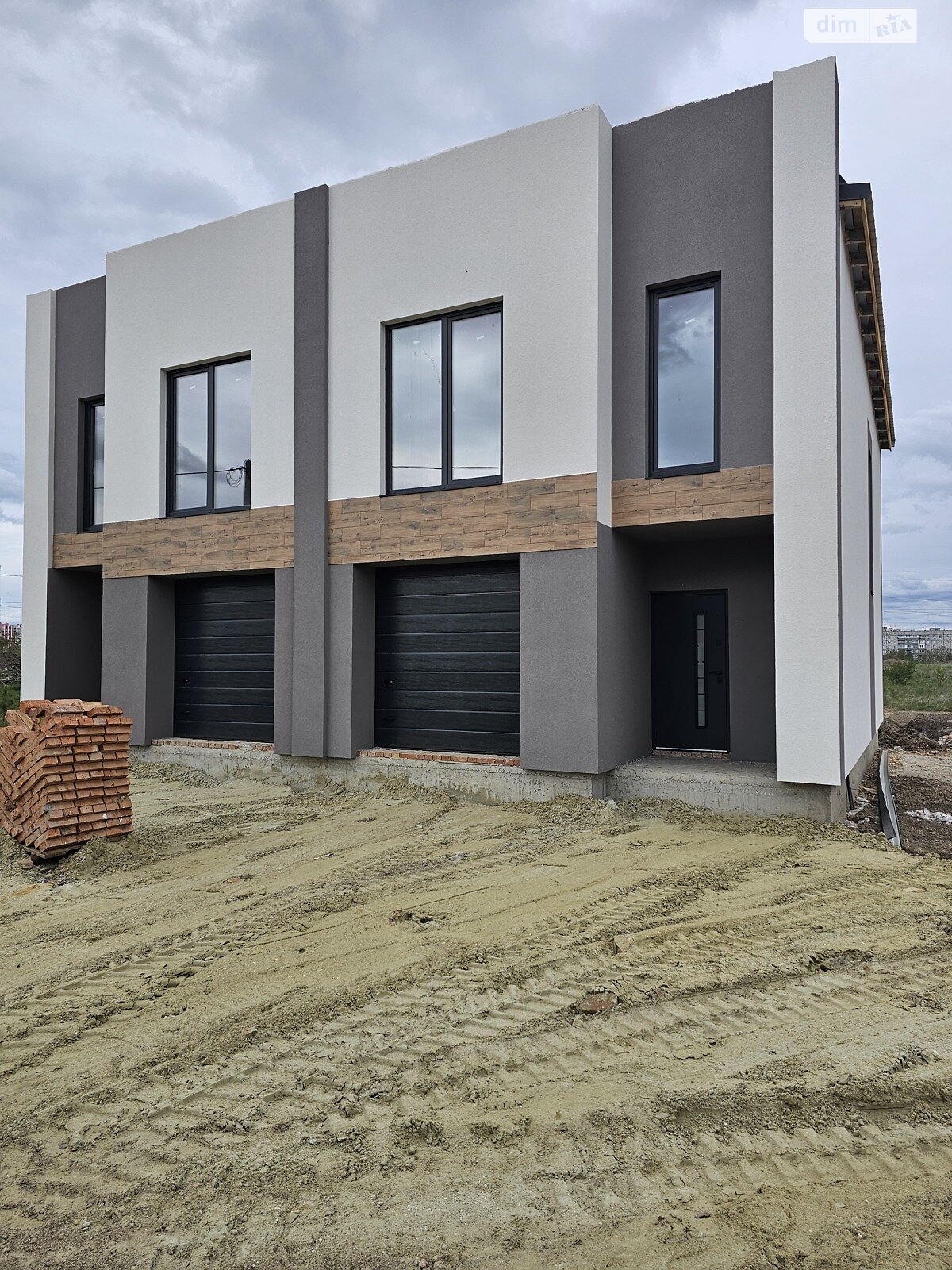 Продажа части дома в Ровно, улица Кулика и Гудачека (Макарова), район Ювилейный, 3 комнаты фото 1 Продажа части дома в Ровно, улица Кулика и Гудачека (Макарова), район Ювилейный, 3 комнаты фото 1