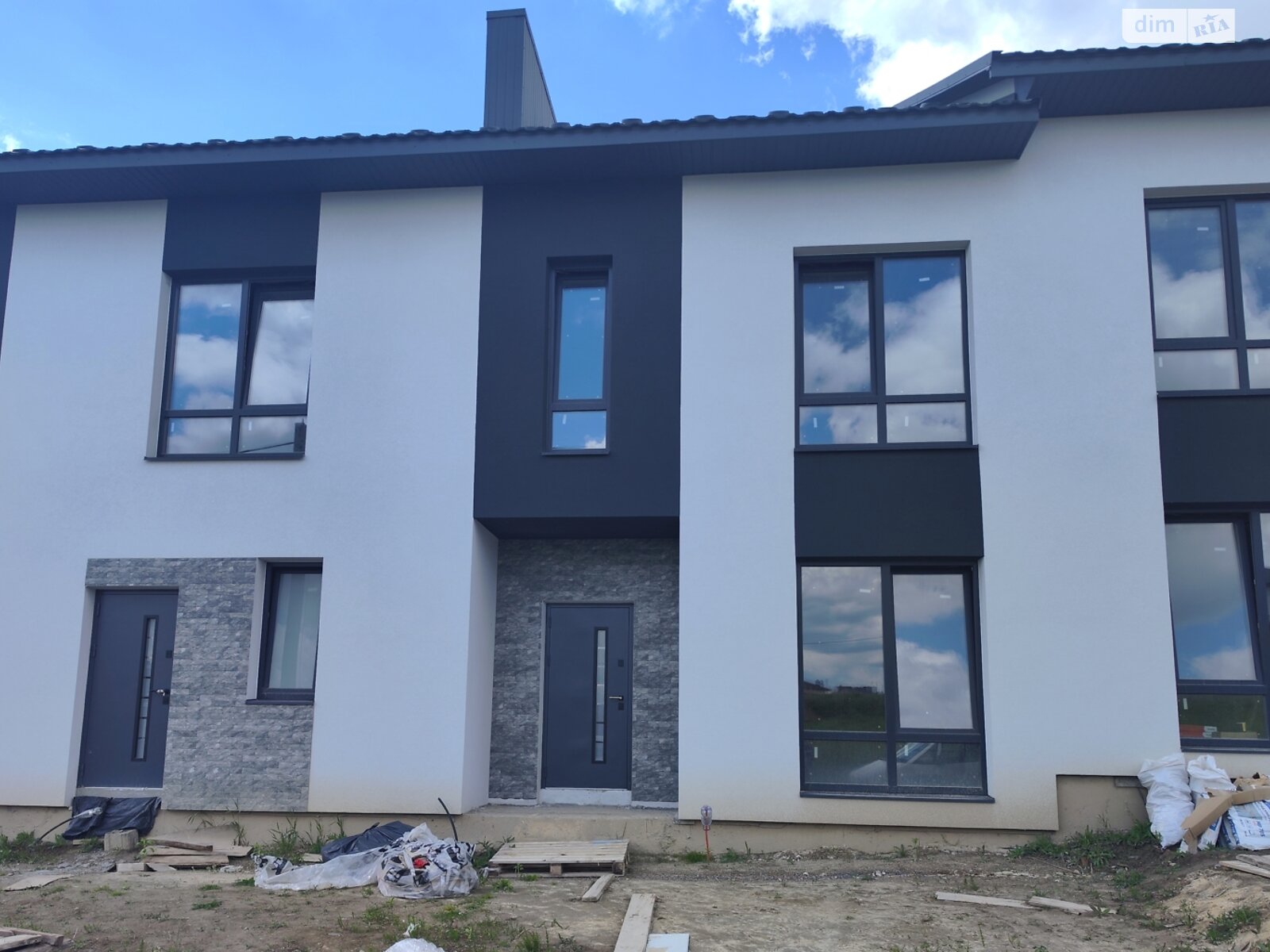 Продажа части дома в Ровно, улица Кулика и Гудачека (Макарова), район Ювилейный, 4 комнаты фото 1 Продажа части дома в Ровно, улица Кулика и Гудачека (Макарова), район Ювилейный, 4 комнаты фото 1