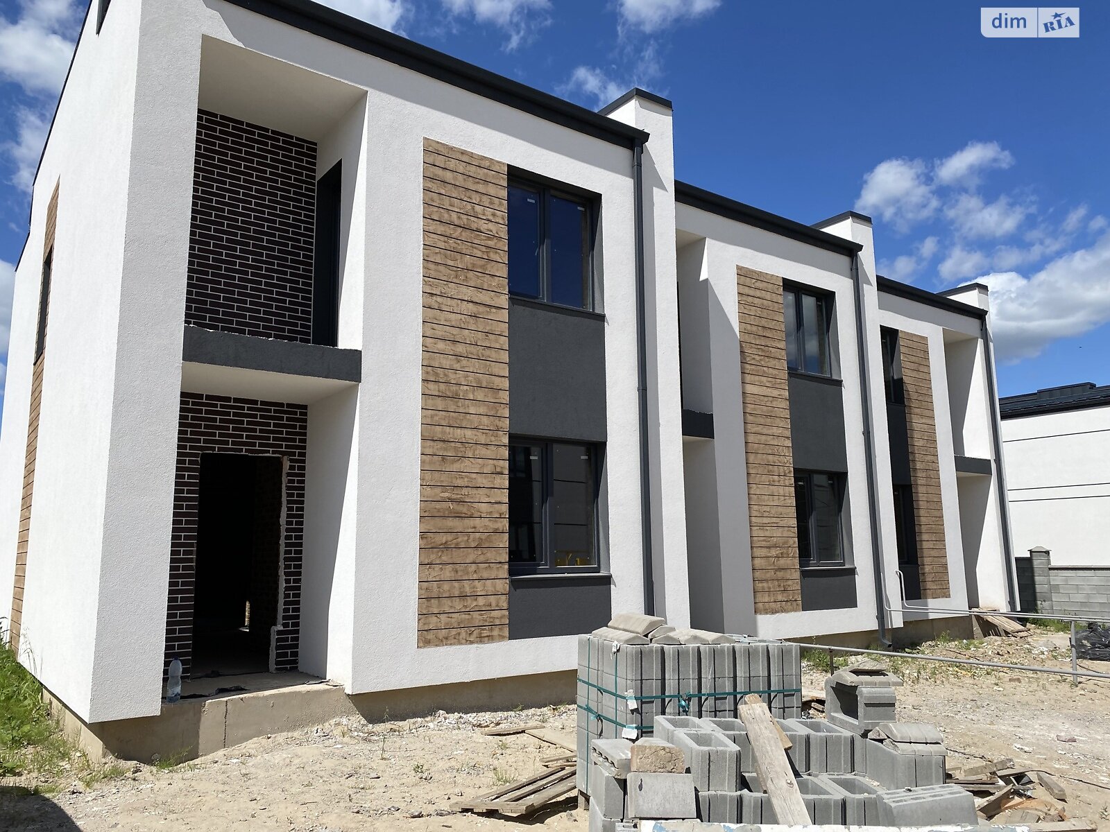 Продажа части дома в Ровно, улица Кулика и Гудачека (Макарова), район Ювилейный, 4 комнаты фото 1 Продажа части дома в Ровно, улица Кулика и Гудачека (Макарова), район Ювилейный, 4 комнаты фото 1