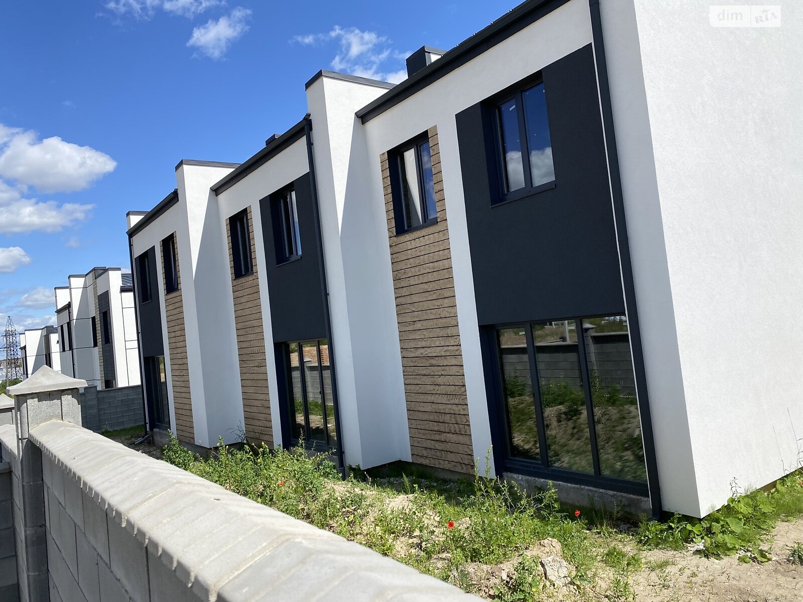 Продажа части дома в Ровно, улица Кулика и Гудачека (Макарова), район Ювилейный, 4 комнаты фото 1 Продажа части дома в Ровно, улица Кулика и Гудачека (Макарова), район Ювилейный, 4 комнаты фото 1