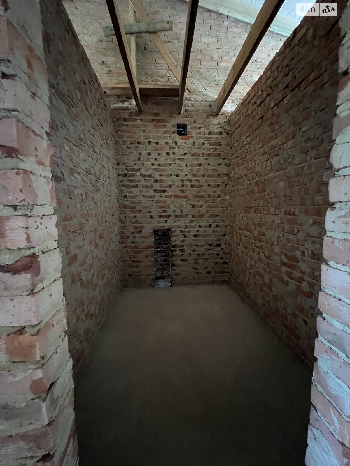 Продажа части дома в Ровно, улица Кулика и Гудачека (Макарова), район Ювилейный, 4 комнаты фото 1 Продажа части дома в Ровно, улица Кулика и Гудачека (Макарова), район Ювилейный, 4 комнаты фото 1