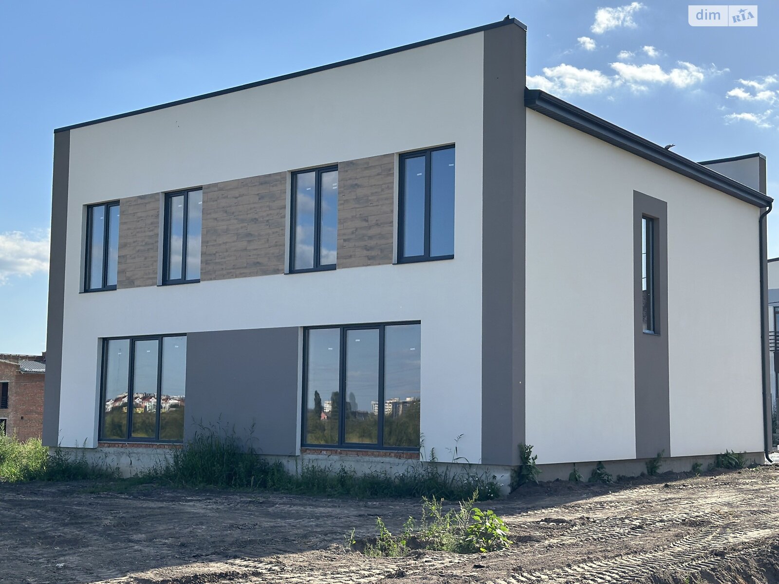 Продаж частини будинку в Рівному, масив Макарова, район Ювілейний, 3 кімнати фото 1 Продаж частини будинку в Рівному, масив Макарова, район Ювілейний, 3 кімнати фото 1