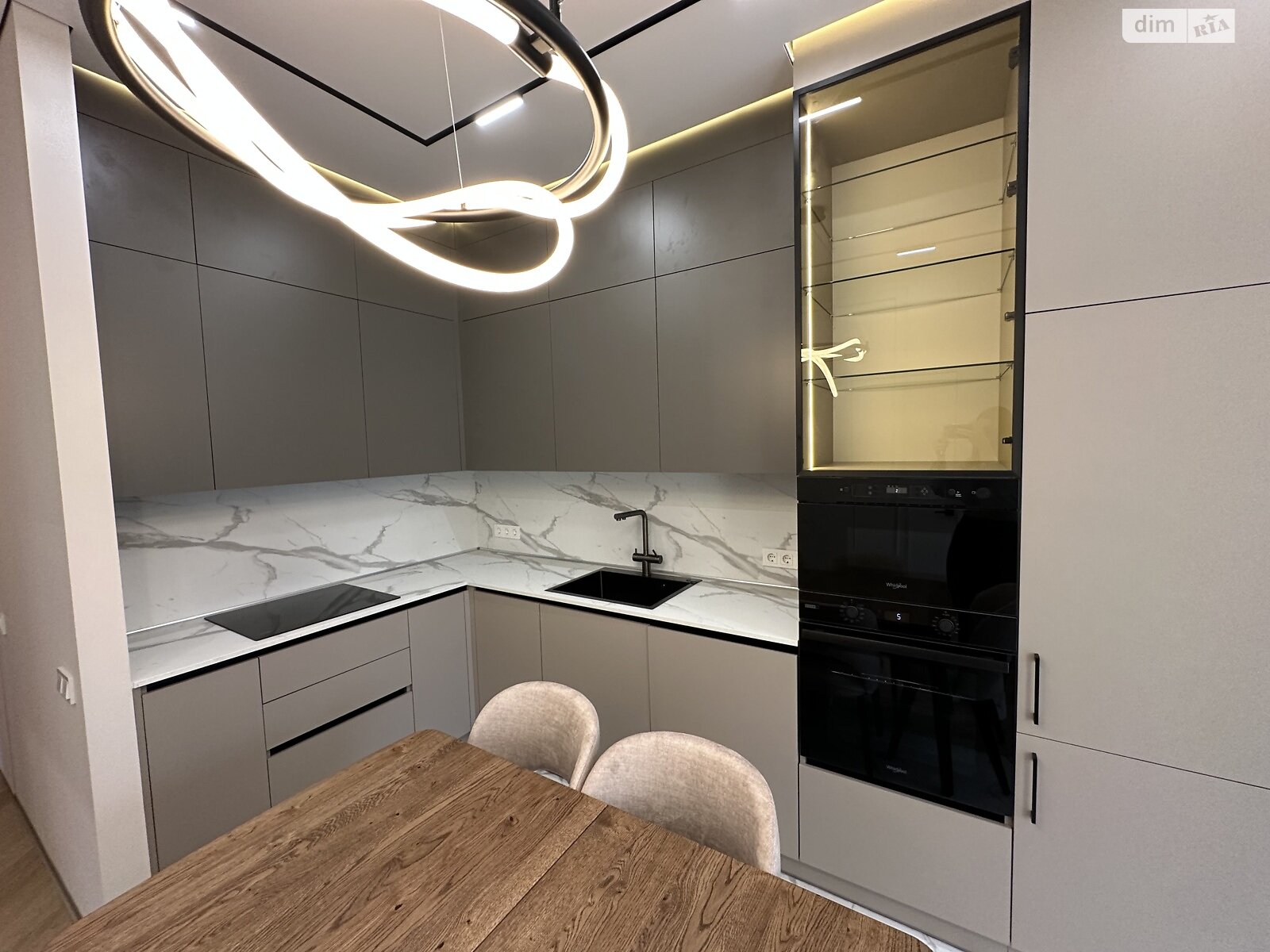 Продаж частини будинку в Рівному, масив Макарова, район Ювілейний, 3 кімнати фото 1 Продаж частини будинку в Рівному, масив Макарова, район Ювілейний, 3 кімнати фото 1