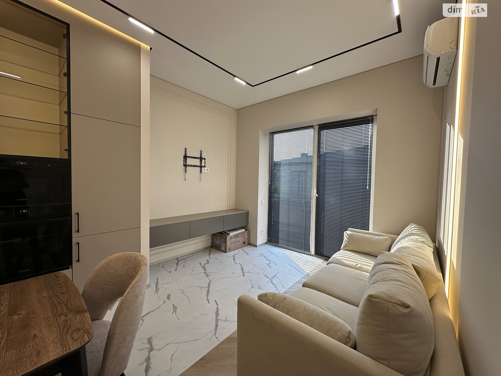 Продаж частини будинку в Рівному, масив Макарова, район Ювілейний, 3 кімнати фото 1 Продаж частини будинку в Рівному, масив Макарова, район Ювілейний, 3 кімнати фото 1