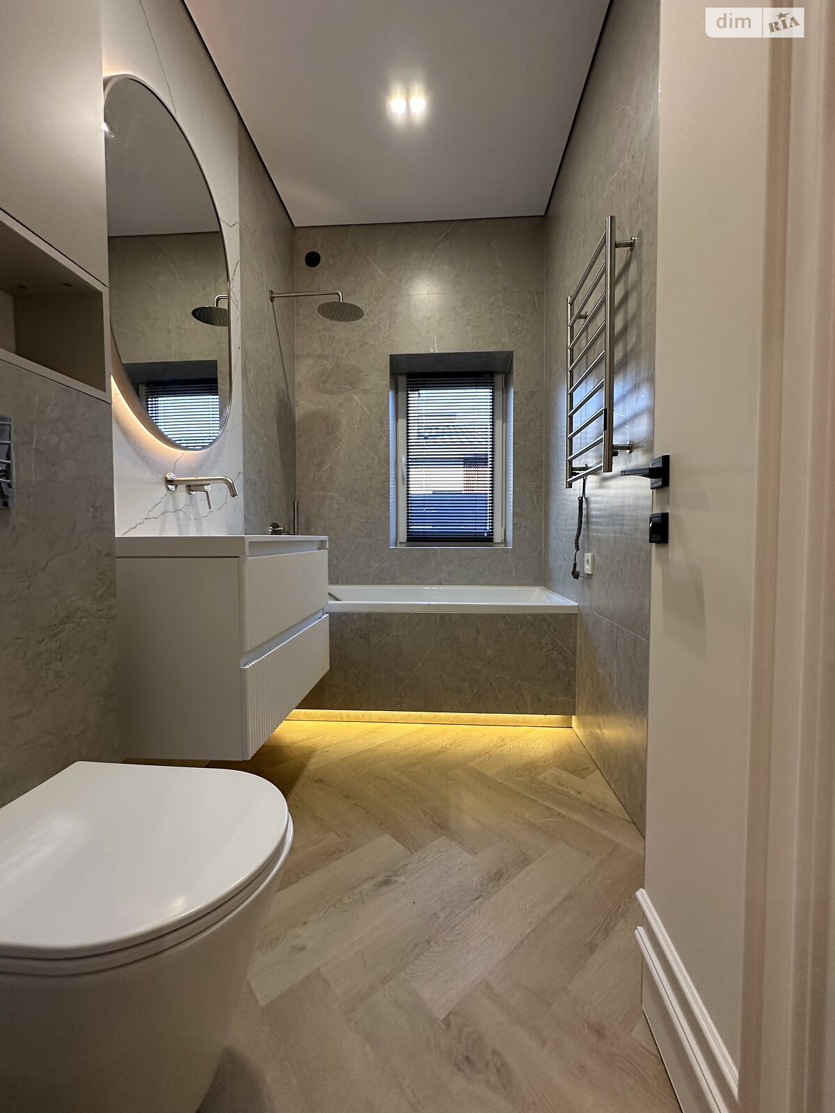 Продаж частини будинку в Рівному, масив Макарова, район Ювілейний, 3 кімнати фото 1 Продаж частини будинку в Рівному, масив Макарова, район Ювілейний, 3 кімнати фото 1