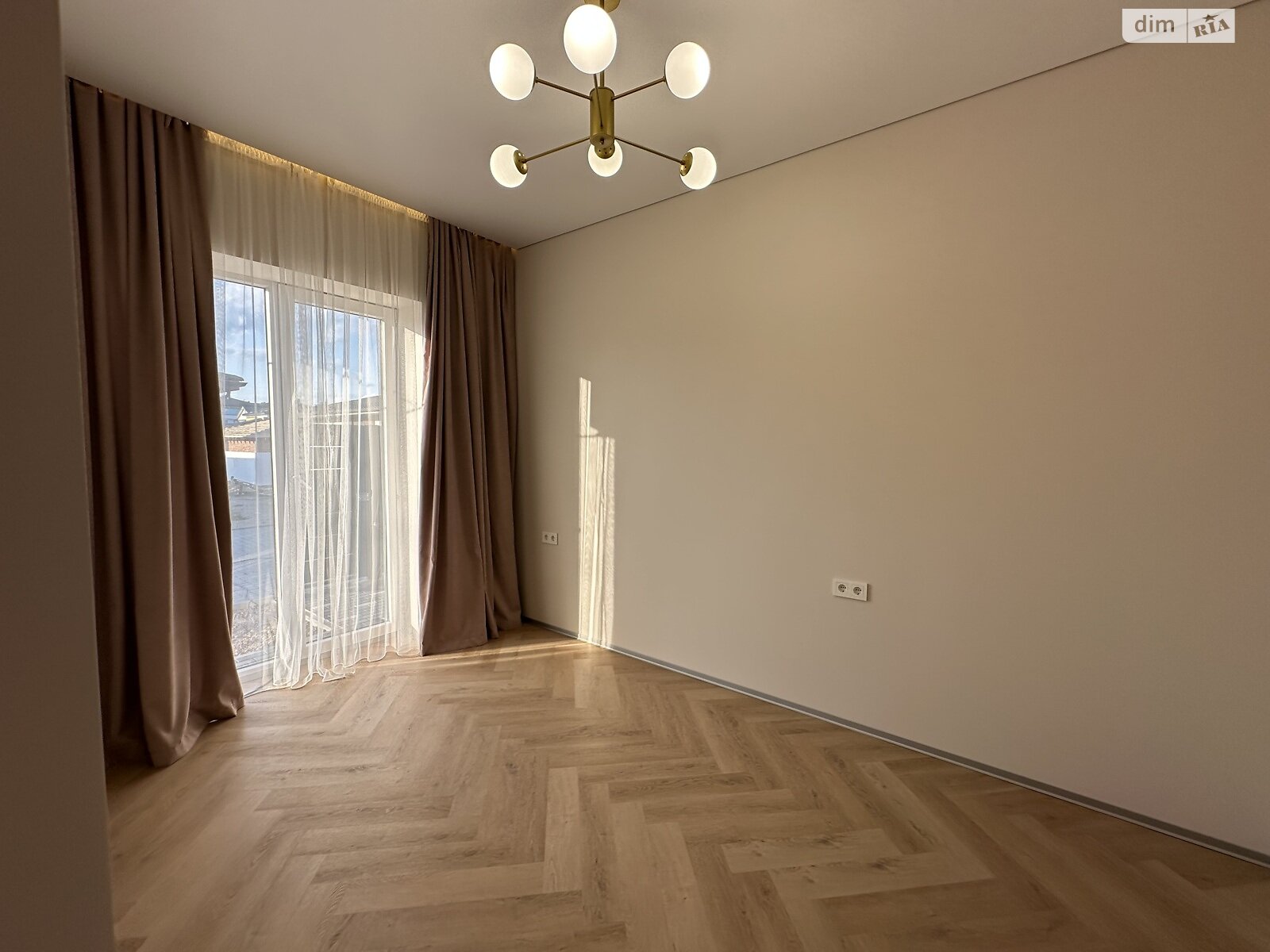 Продаж частини будинку в Рівному, масив Макарова, район Ювілейний, 3 кімнати фото 1 Продаж частини будинку в Рівному, масив Макарова, район Ювілейний, 3 кімнати фото 1