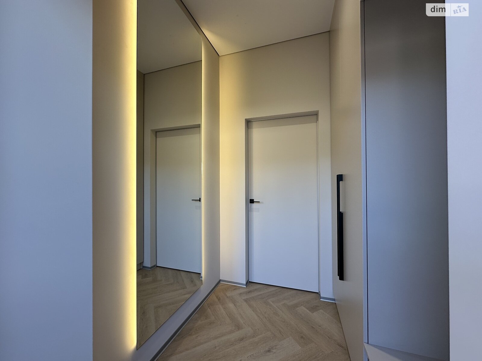 Продаж частини будинку в Рівному, масив Макарова, район Ювілейний, 3 кімнати фото 1 Продаж частини будинку в Рівному, масив Макарова, район Ювілейний, 3 кімнати фото 1