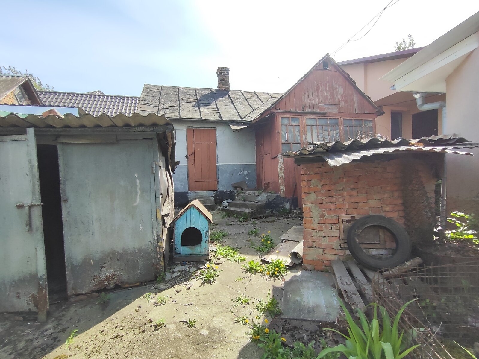 Продажа части дома в Ровно, район Ювилейный, 1 комната фото 1 Продажа части дома в Ровно, район Ювилейный, 1 комната фото 1