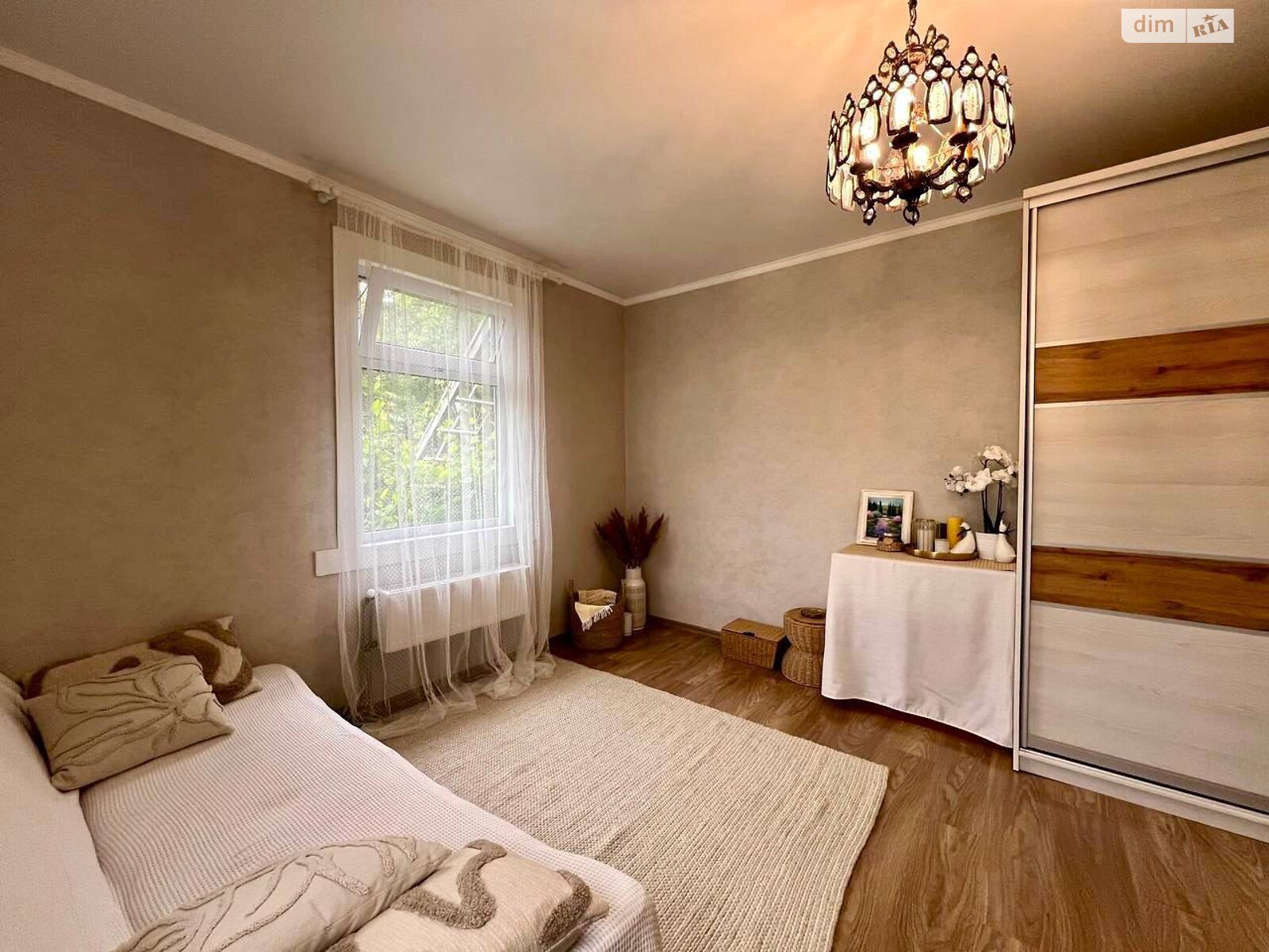 Продаж частини будинку в Рівному, район Ювілейний, 1 кімната фото 1 Продаж частини будинку в Рівному, район Ювілейний, 1 кімната фото 1