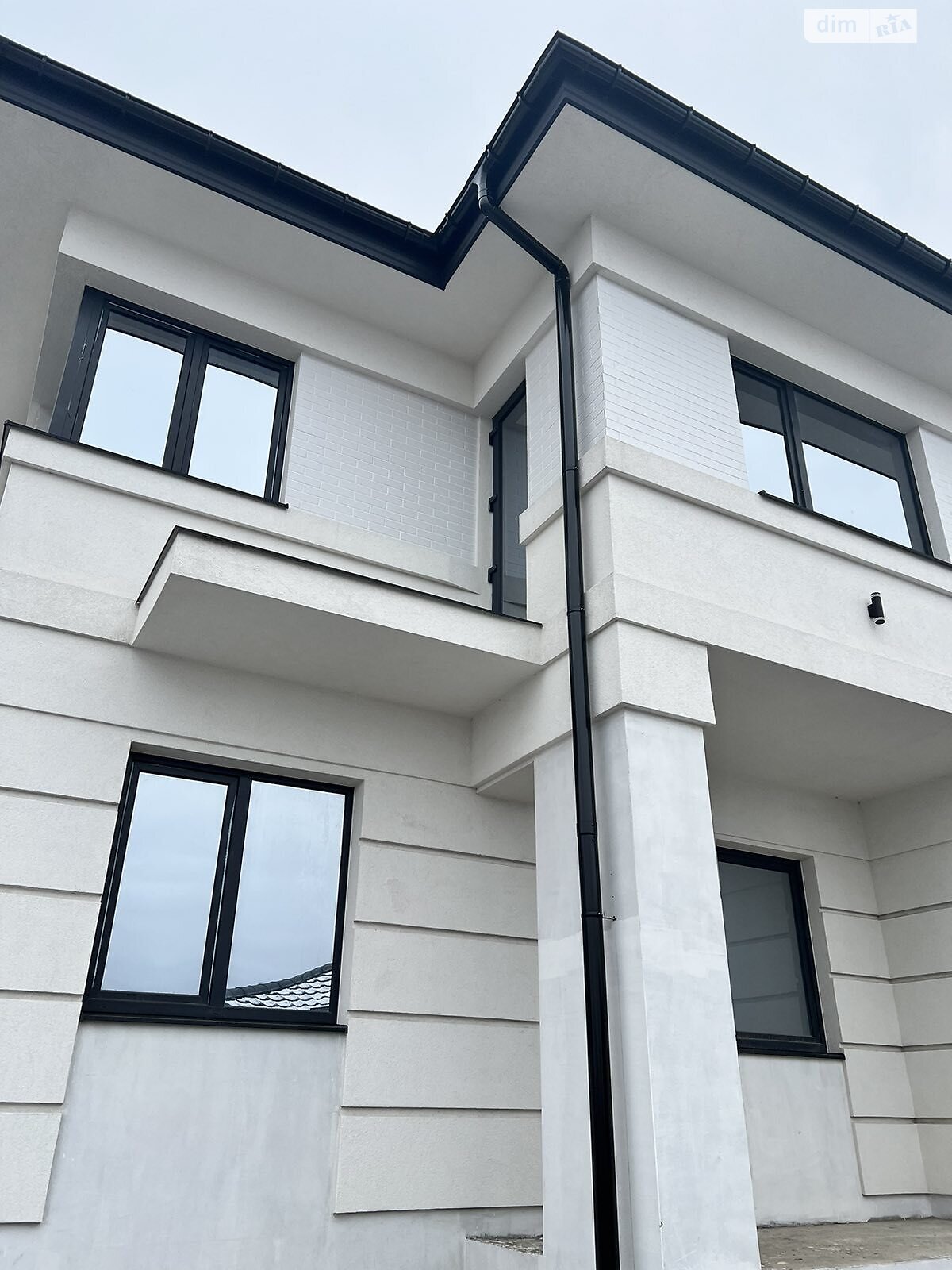 Продажа части дома в Белой Кринице, район Зоопарк, 5 комнат фото 1 Продажа части дома в Белой Кринице, район Зоопарк, 5 комнат фото 1