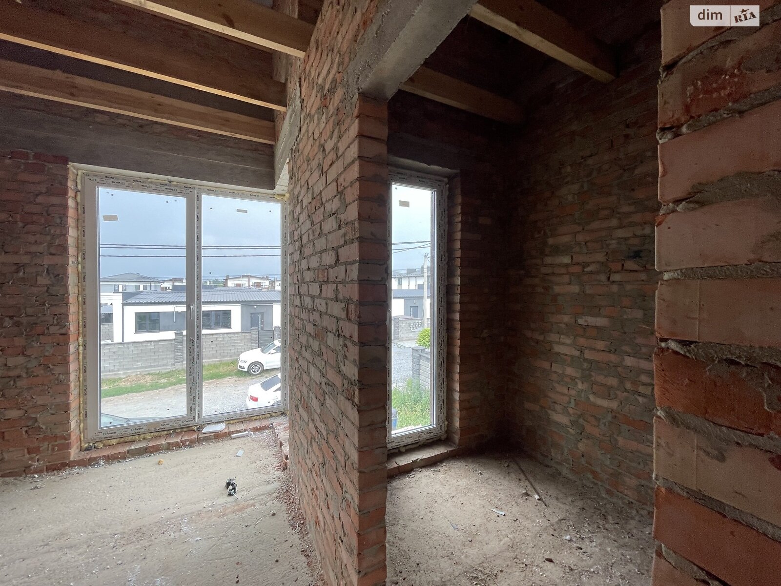 Продажа части дома в Ровно, массив Звездный, 3 комнаты фото 1 Продажа части дома в Ровно, массив Звездный, 3 комнаты фото 1