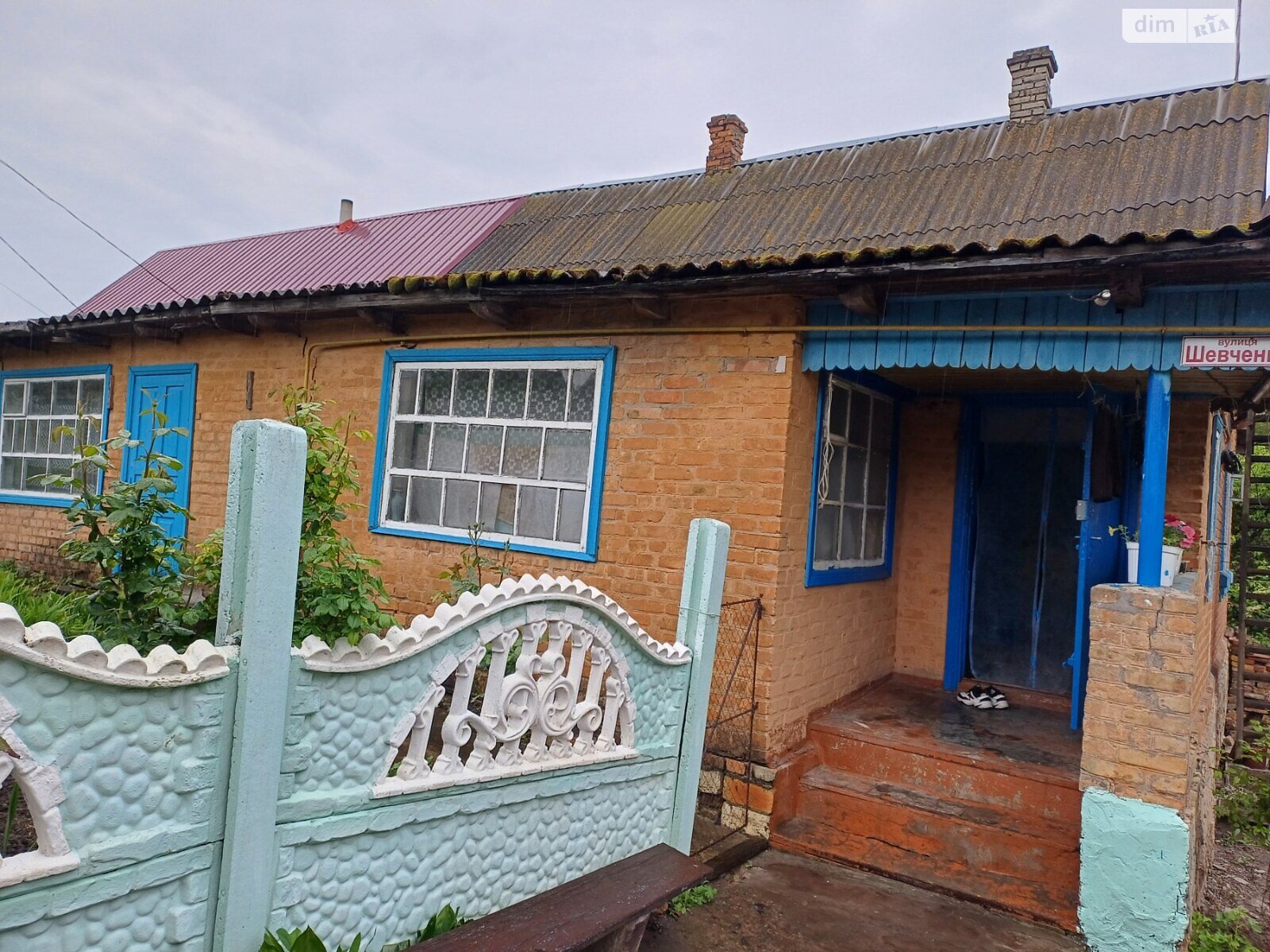 Продаж частини будинку в Руді, вулиця Жовтнева, 3 кімнати фото 1 Продаж частини будинку в Руді, вулиця Жовтнева, 3 кімнати фото 1