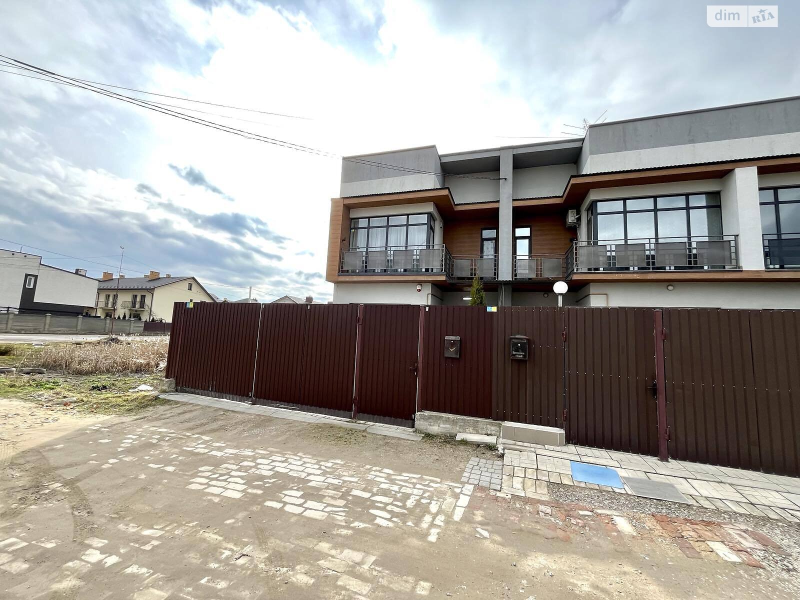 Продаж частини будинку в Рудному, 3 кімнати фото 1 Продаж частини будинку в Рудному, 3 кімнати фото 1