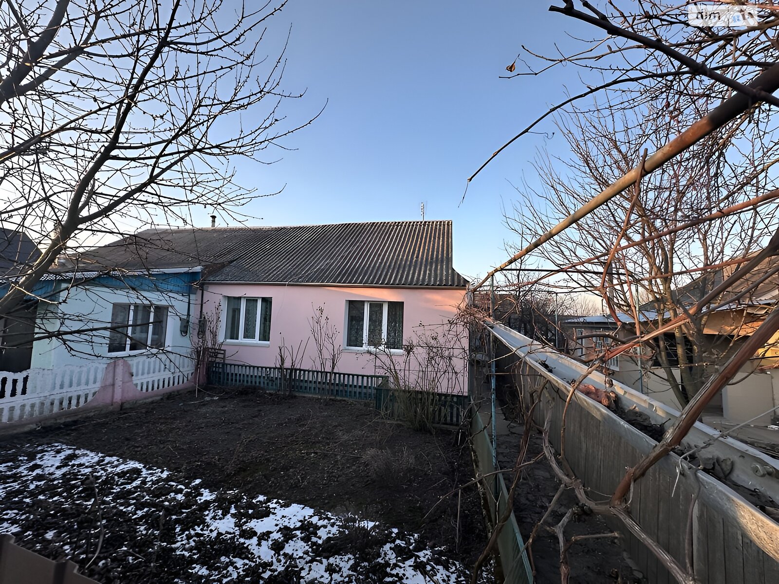 Продаж частини будинку в Старокостянтинові, 4 кімнати фото 1 Продаж частини будинку в Старокостянтинові, 4 кімнати фото 1