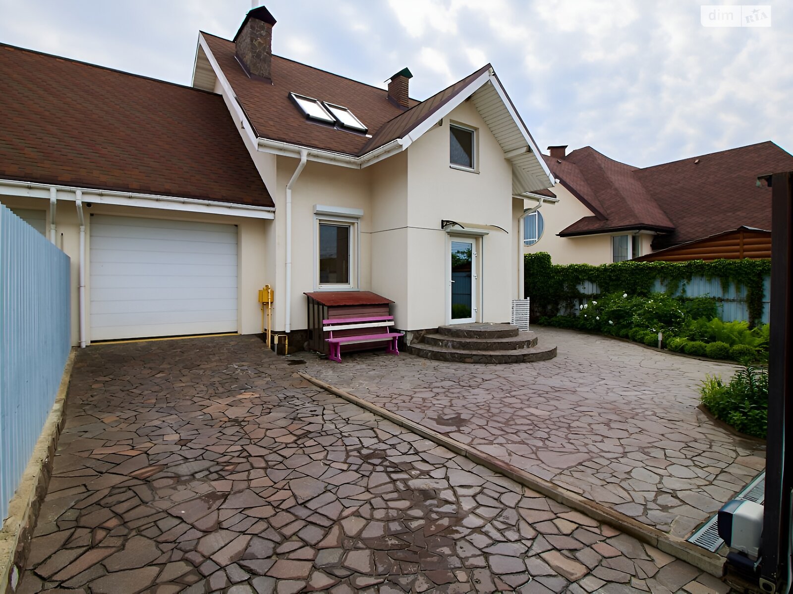 Продаж частини будинку в Старих Петрівцях, вулиця Садова, 4 кімнати фото 1 Продаж частини будинку в Старих Петрівцях, вулиця Садова, 4 кімнати фото 1