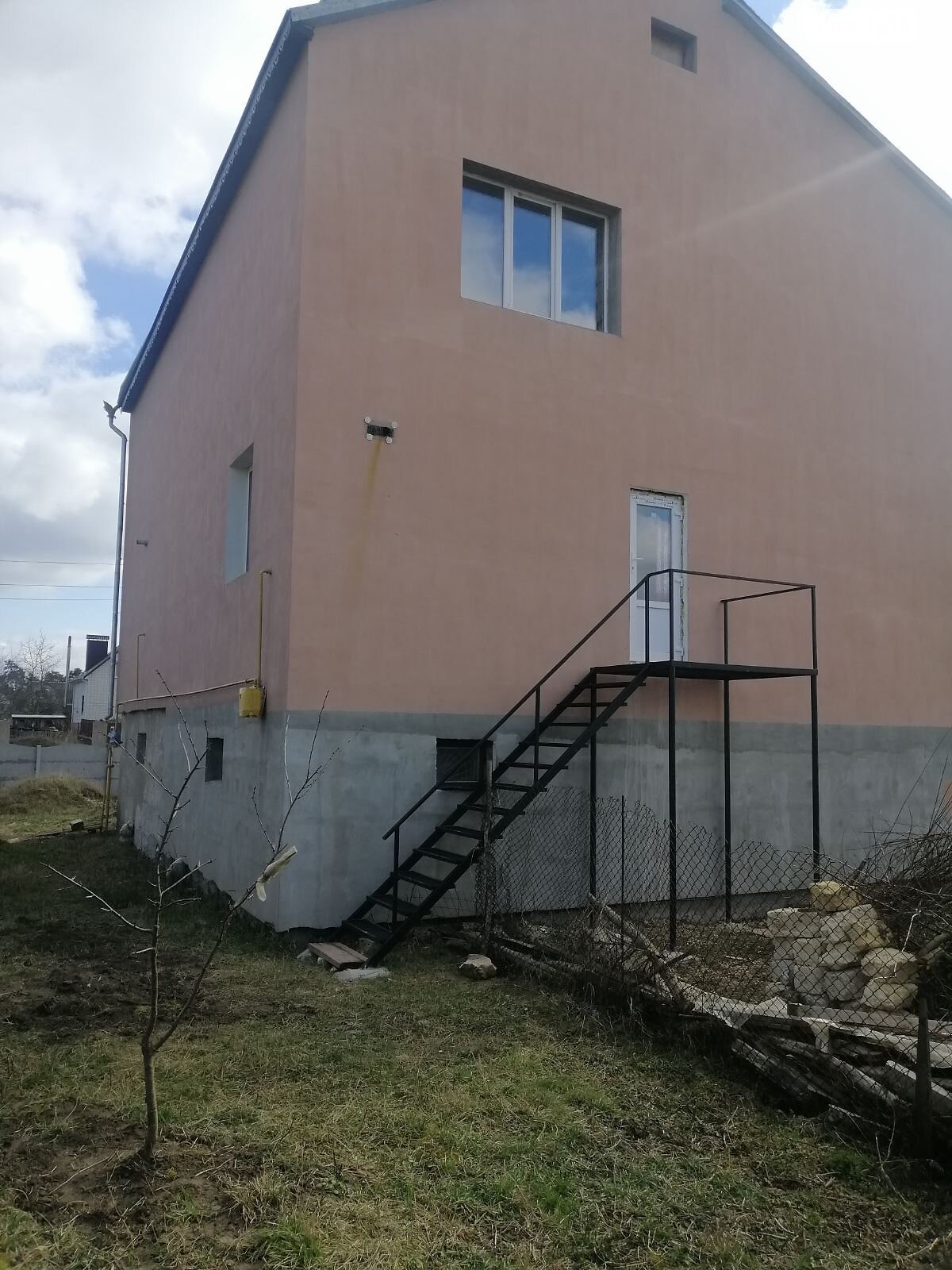 Продаж частини будинку в Стрижавці, 3 кімнати фото 1 Продаж частини будинку в Стрижавці, 3 кімнати фото 1