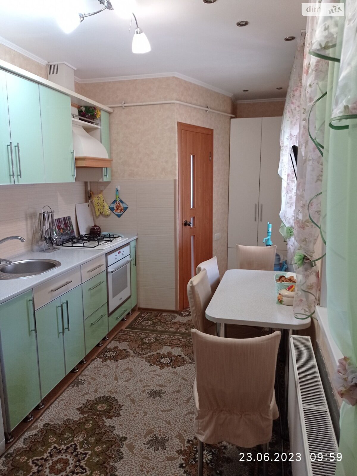 Продажа части дома в Святониколаевке, улица Троицкая (Ленина), 3 комнаты фото 1 Продажа части дома в Святониколаевке, улица Троицкая (Ленина), 3 комнаты фото 1