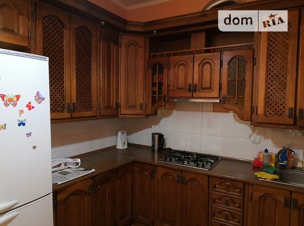 Продажа части дома в Тернополе, Горбачевського, район Новый свет, 7 комнат фото 1 Продажа части дома в Тернополе, Горбачевського, район Новый свет, 7 комнат фото 1