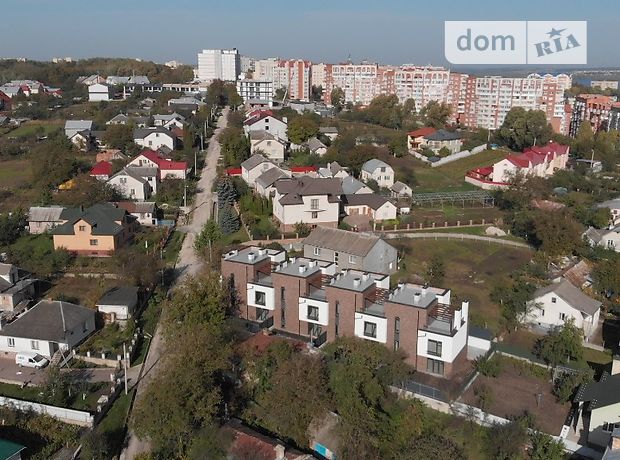 Продажа части дома в селе Петриков, проспект Бандеры Степана 4, 5 комнат фото 1 Продажа части дома в селе Петриков, проспект Бандеры Степана 4, 5 комнат фото 1