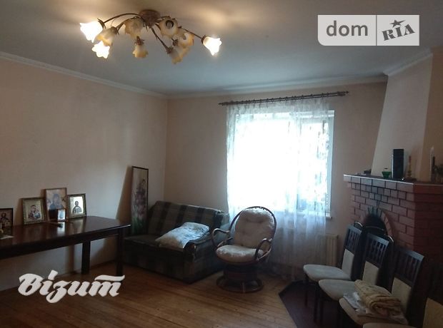 Продажа части дома в Тернополе, район Схидный, 5 комнат фото 1 Продажа части дома в Тернополе, район Схидный, 5 комнат фото 1