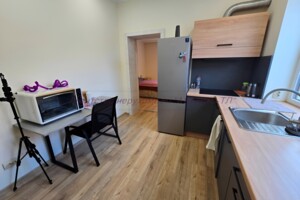 Продаж частини будинку в Ужгороді, вулиця Кавказька, район БАМ, 1 кімната фото 2 Продаж частини будинку в Ужгороді, вулиця Кавказька, район БАМ, 1 кімната фото 2