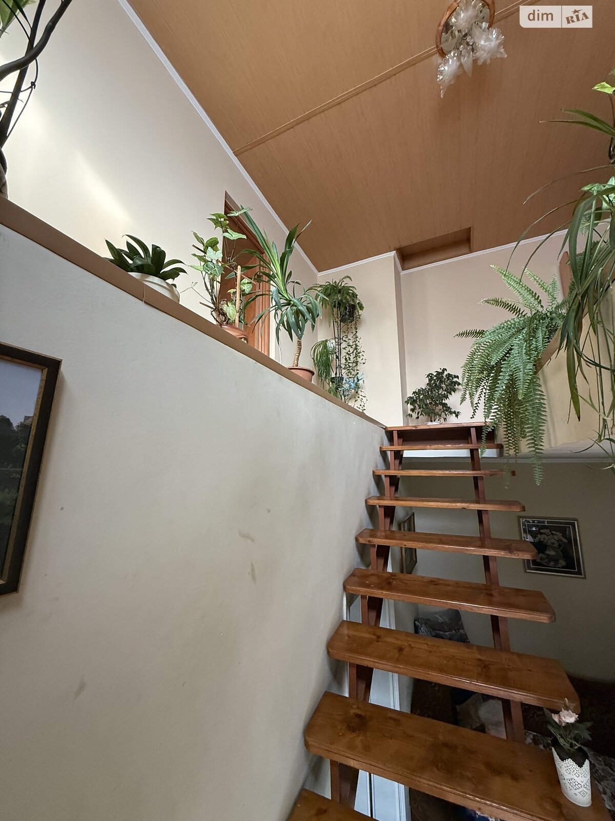 Продажа части дома в Ужгороде, улица Стрельничная, район Шахта, 3 комнаты фото 1 Продажа части дома в Ужгороде, улица Стрельничная, район Шахта, 3 комнаты фото 1