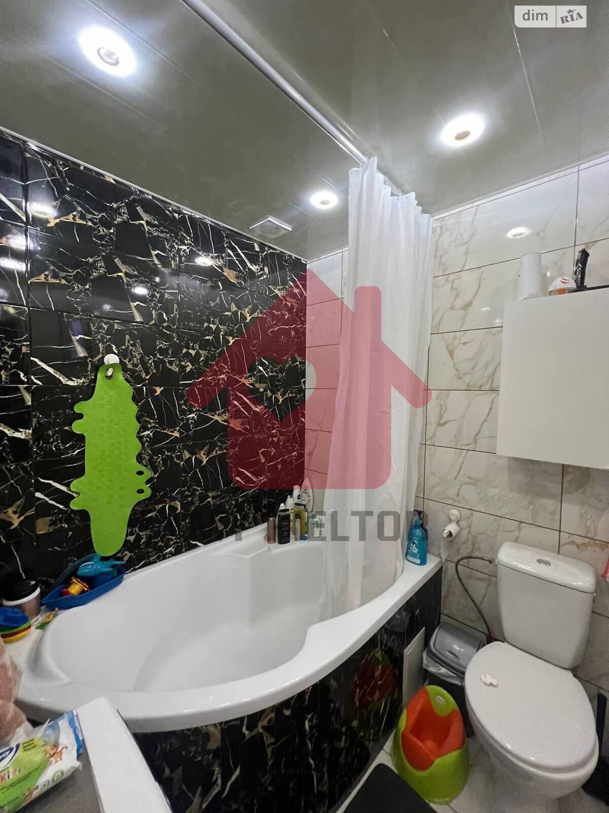 Продажа части дома в Ужгороде, район Центр, 2 комнаты фото 1 Продажа части дома в Ужгороде, район Центр, 2 комнаты фото 1