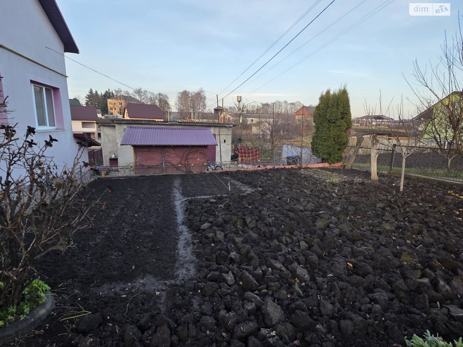 Продажа части дома в Великой Березовице, улица Весенняя, район Кемпинг, 3 комнаты фото 1 Продажа части дома в Великой Березовице, улица Весенняя, район Кемпинг, 3 комнаты фото 1