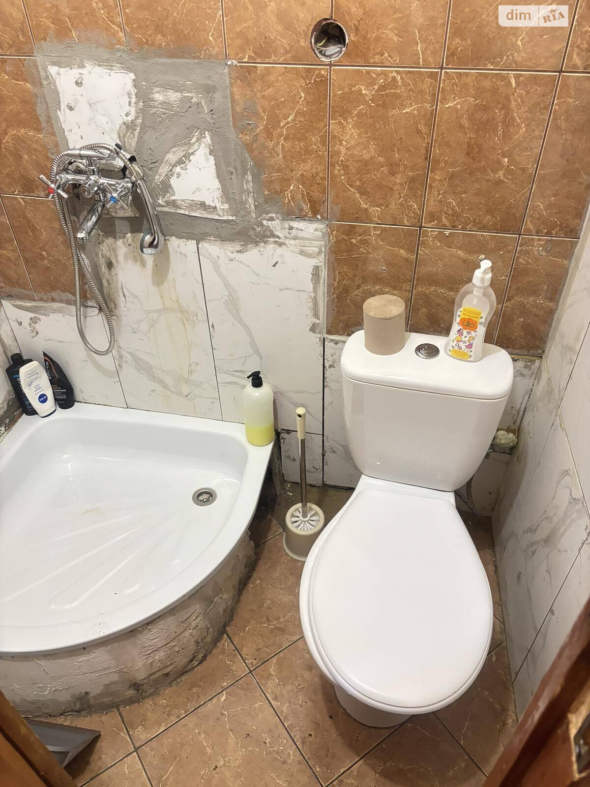 Продажа части дома в Виннице, улица Александра Довженка (Ленинградская), район Ближнее замостье, 2 комнаты фото 1 Продажа части дома в Виннице, улица Александра Довженка (Ленинградская), район Ближнее замостье, 2 комнаты фото 1
