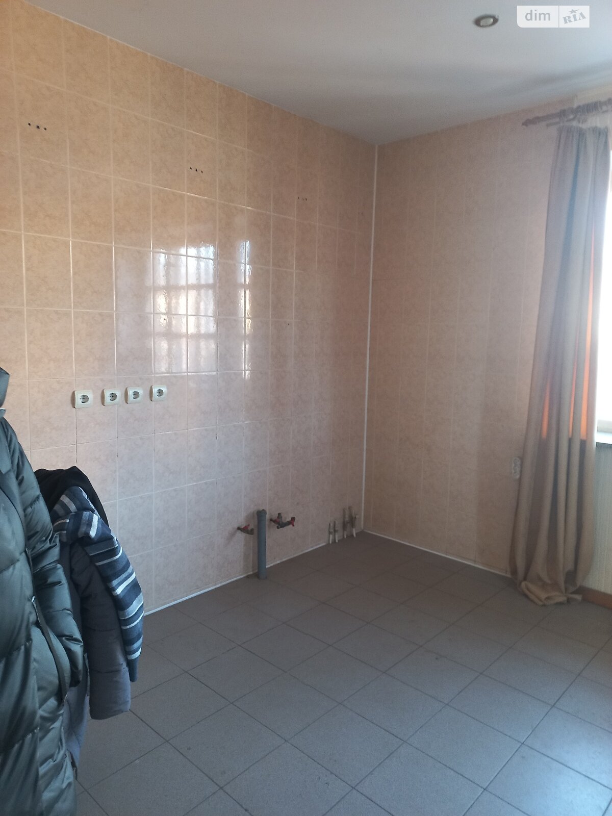Продаж частини будинку в Вінниці, район Корея, 4 кімнати фото 1 Продаж частини будинку в Вінниці, район Корея, 4 кімнати фото 1