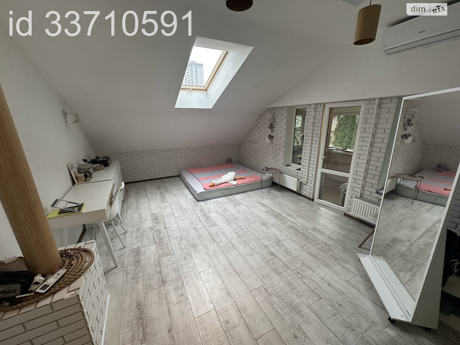 Продаж частини будинку в Вінниці, вулиця Паневежиська (Пугачова) 34, район Корея, 4 кімнати фото 1 Продаж частини будинку в Вінниці, вулиця Паневежиська (Пугачова) 34, район Корея, 4 кімнати фото 1