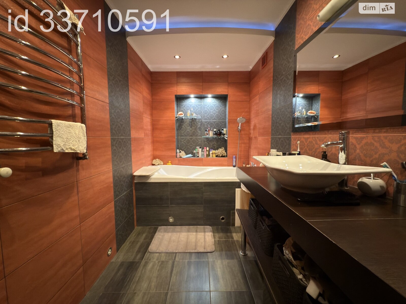 Продаж частини будинку в Вінниці, вулиця Паневежиська (Пугачова) 34, район Корея, 4 кімнати фото 1 Продаж частини будинку в Вінниці, вулиця Паневежиська (Пугачова) 34, район Корея, 4 кімнати фото 1