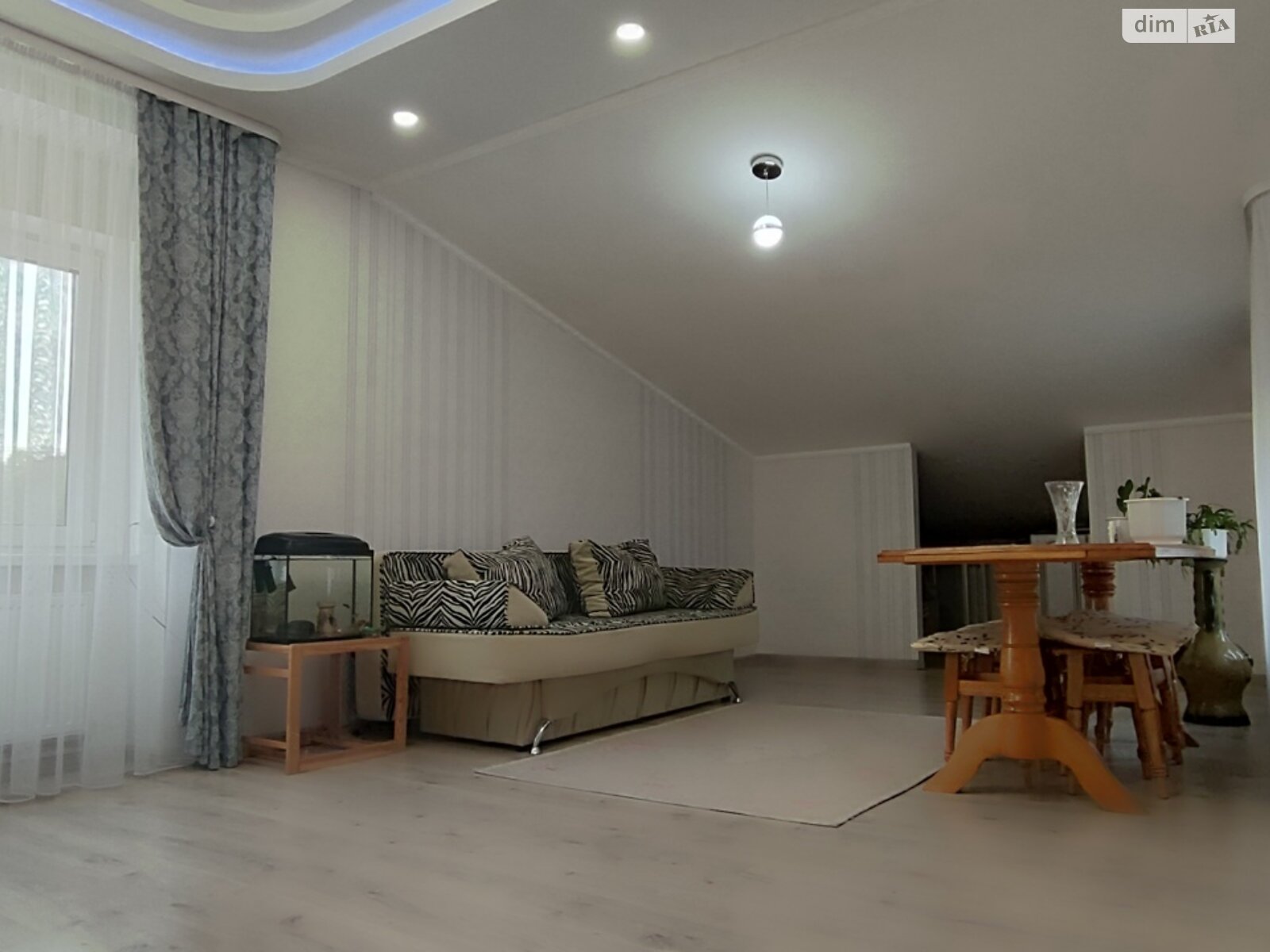 Продаж частини будинку в Вінниці, район Ленінський, 5 кімнат фото 1 Продаж частини будинку в Вінниці, район Ленінський, 5 кімнат фото 1