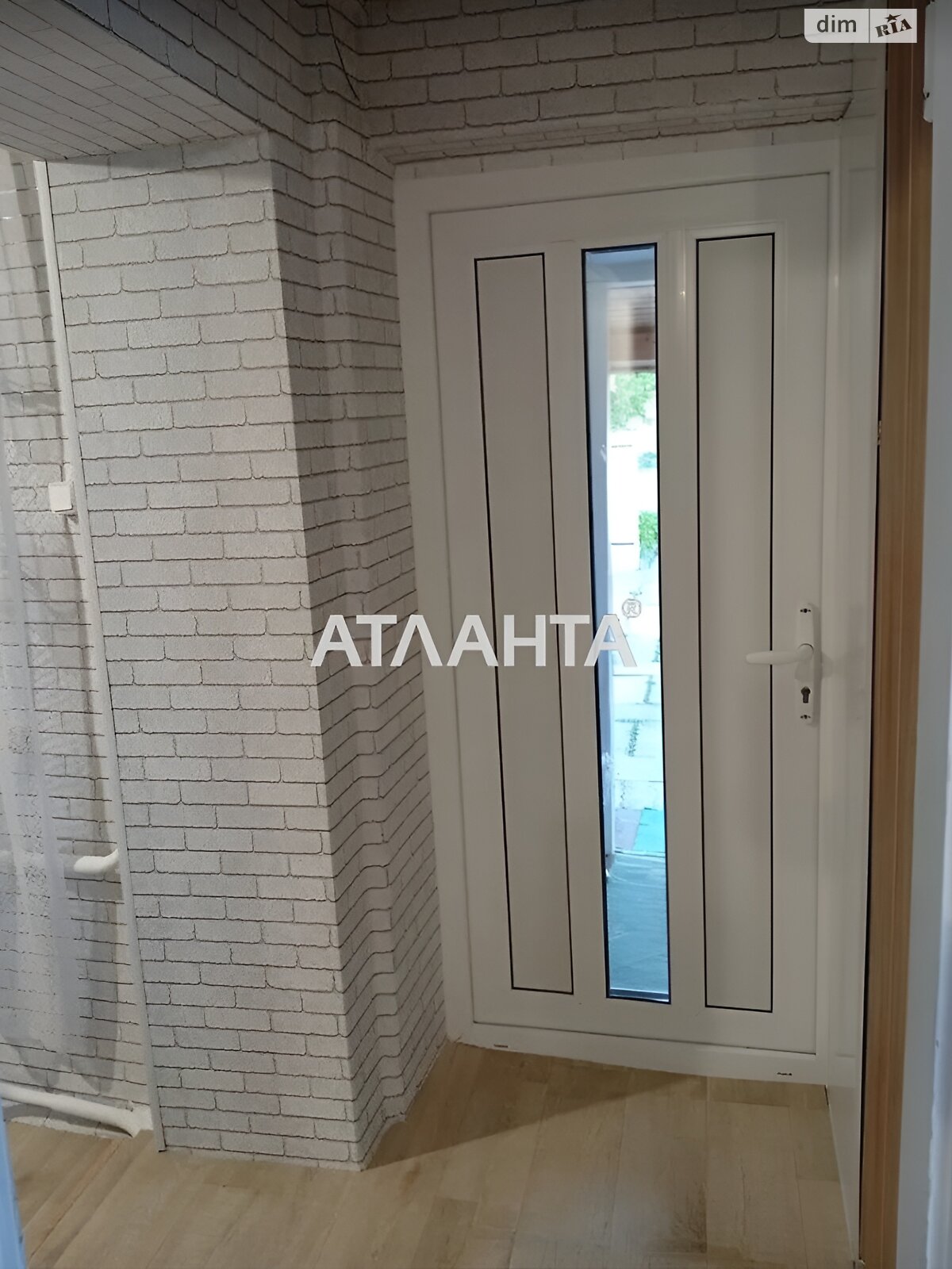 Продажа части дома в Виннице, улица Иоанна-Павла II (Школьная), район Старый город, 2 комнаты фото 1 Продажа части дома в Виннице, улица Иоанна-Павла II (Школьная), район Старый город, 2 комнаты фото 1