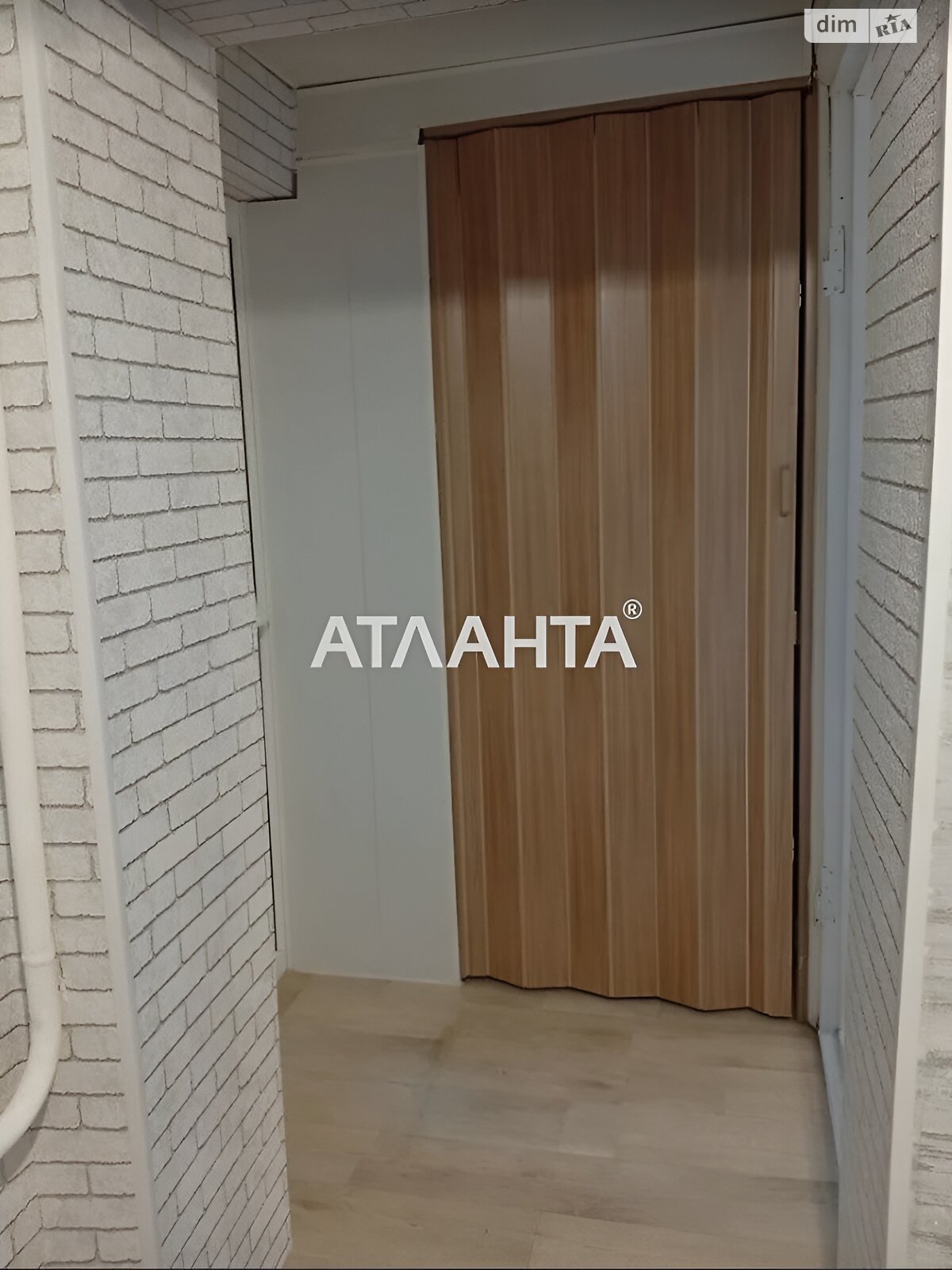 Продажа части дома в Виннице, улица Иоанна-Павла II (Школьная), район Старый город, 2 комнаты фото 1 Продажа части дома в Виннице, улица Иоанна-Павла II (Школьная), район Старый город, 2 комнаты фото 1
