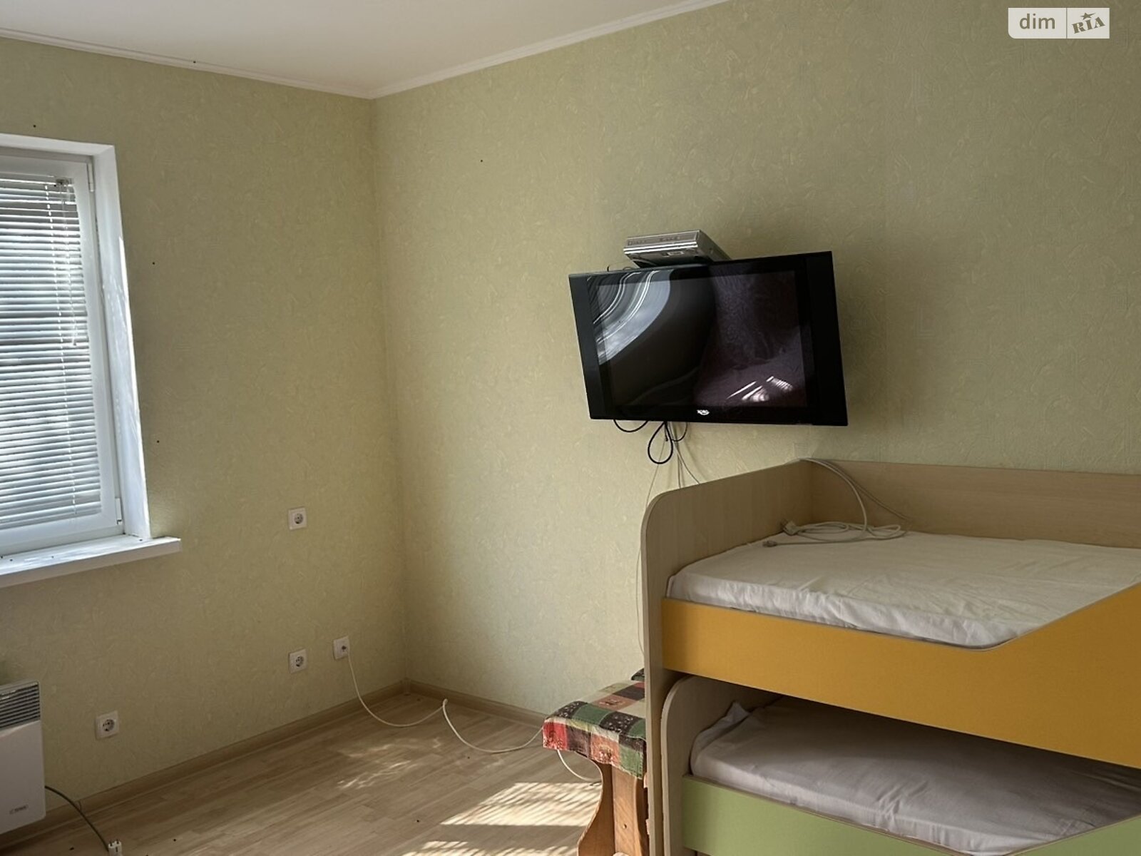 Продаж частини будинку в Некрасове, вулиця Вишнева, 3 кімнати фото 1 Продаж частини будинку в Некрасове, вулиця Вишнева, 3 кімнати фото 1