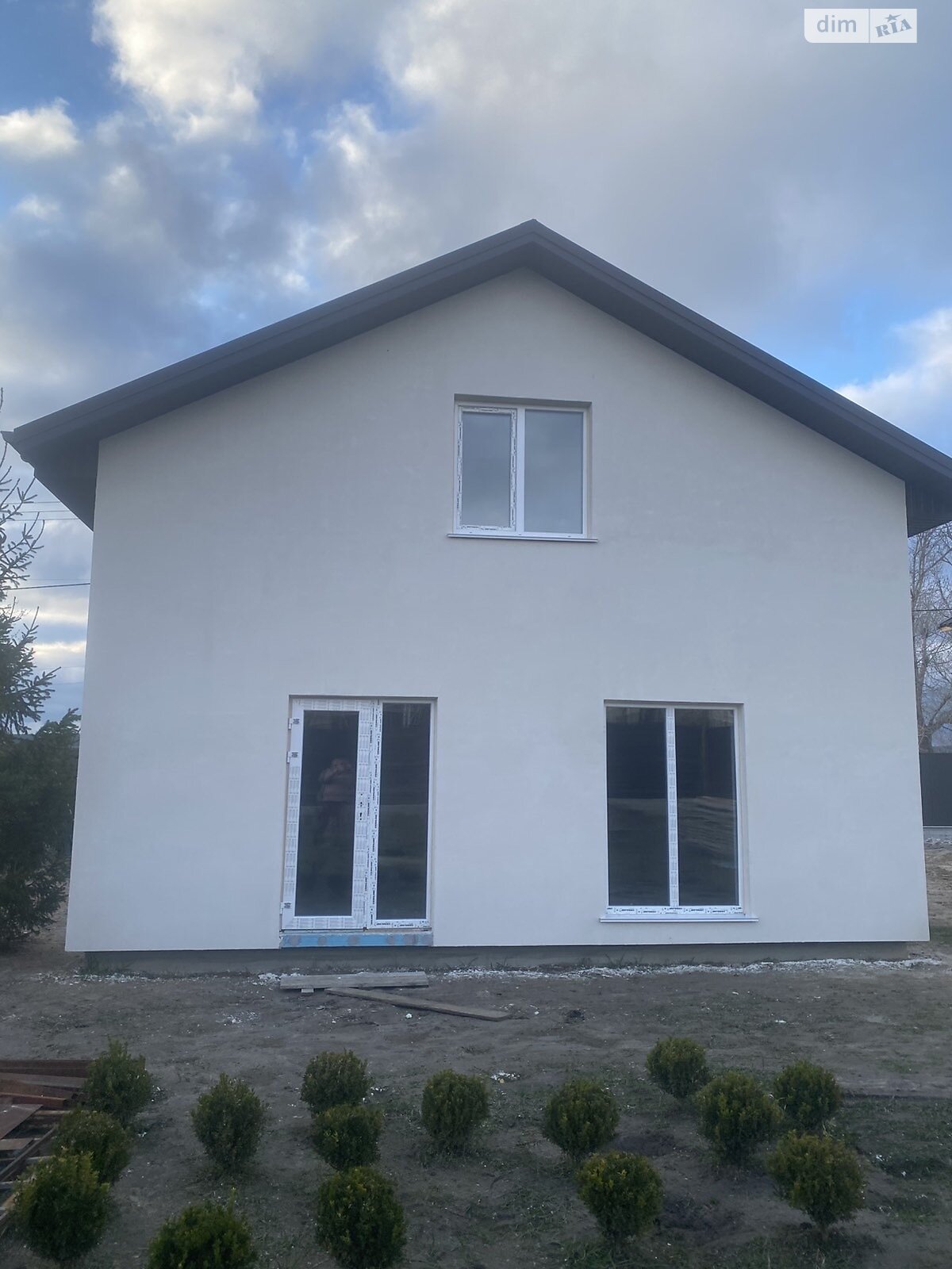 Продажа части дома в Забучье, 4 комнаты фото 1 Продажа части дома в Забучье, 4 комнаты фото 1