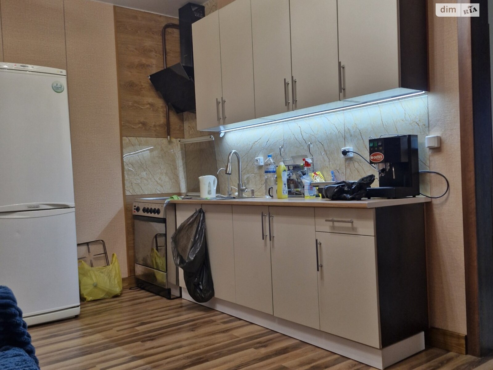 Продаж частини будинку в Заліщиках, вулиця Михайла Гайворонського 13, район Заліщики, 1 кімната фото 1