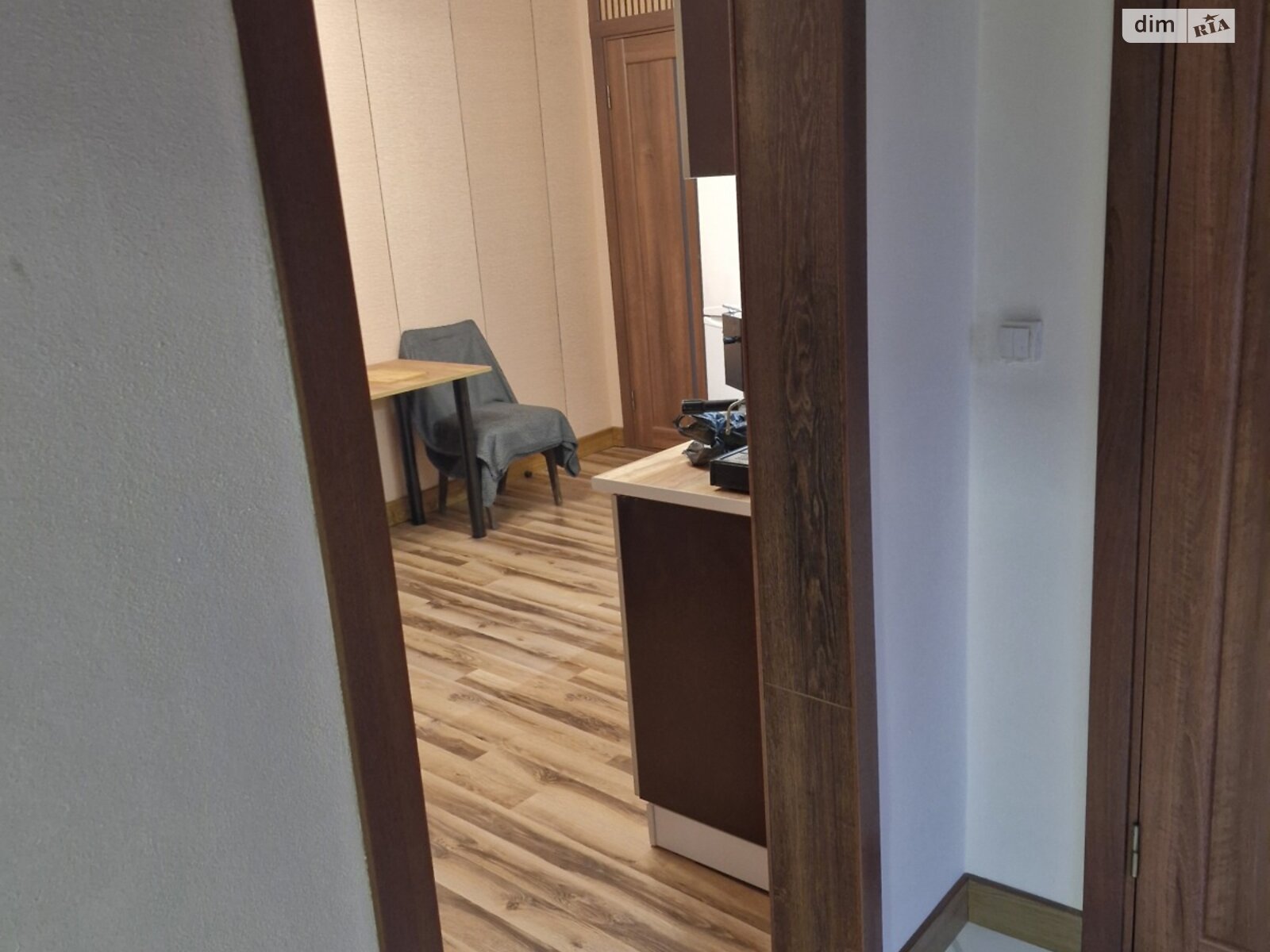 Продаж частини будинку в Заліщиках, вулиця Михайла Гайворонського 13, район Заліщики, 1 кімната фото 1