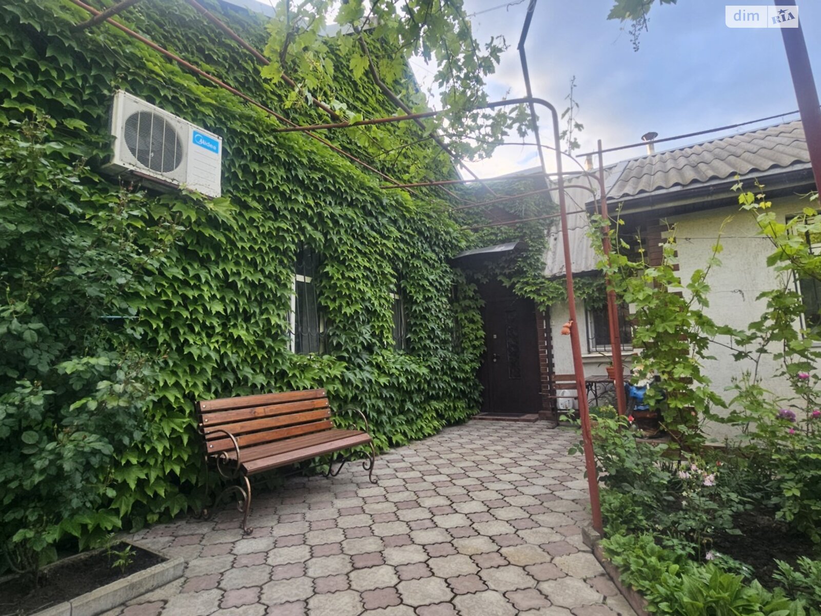 Продажа части дома в Запорожье, район Правый Берег, 4 комнаты фото 1