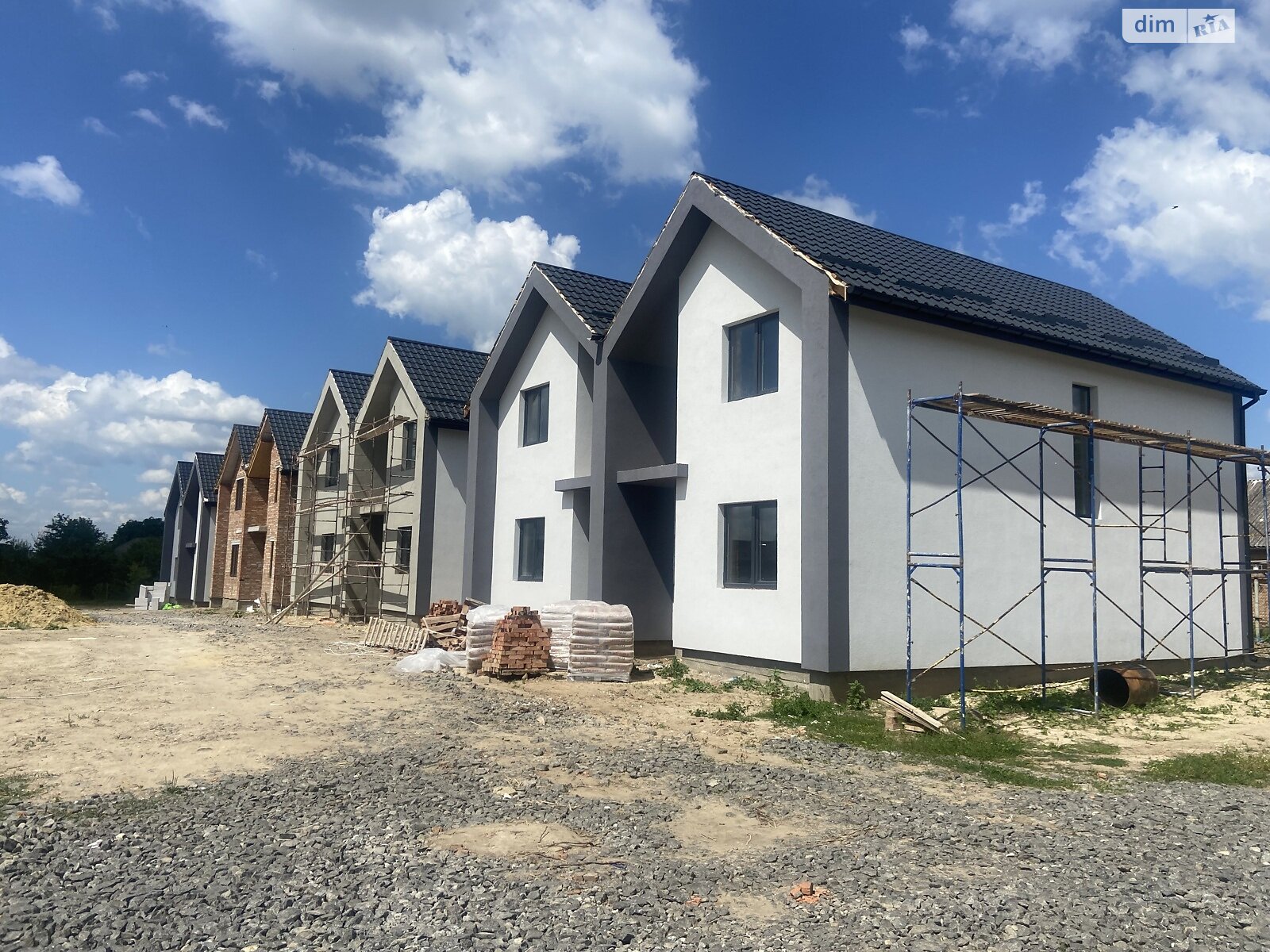 Продажа части дома в Зарванцах, 3 комнаты фото 1 Продажа части дома в Зарванцах, 3 комнаты фото 1