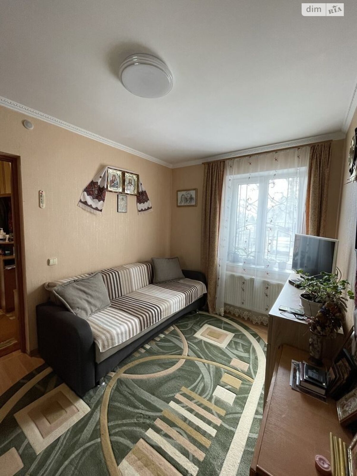 Продажа части дома в Здолбунове, улица Василия Жука (Приходько), 2 комнаты фото 1